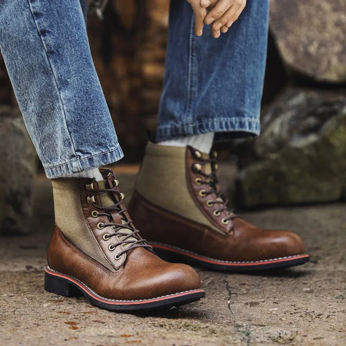 Men's Classic Adventure Boots